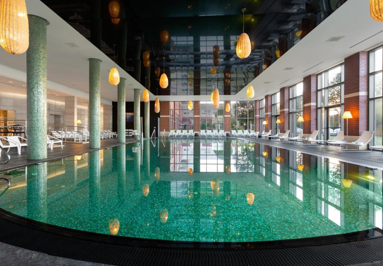 Cramim By Isrotel Exclusive Kiryat Anavim エクステリア 写真 The swimming pool at the Mandarin Oriental