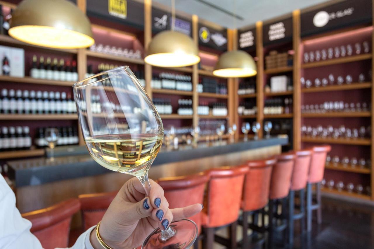 Cramim By Isrotel Exclusive Kiryat Anavim エクステリア 写真 Wine tasting at the Wine Museum
