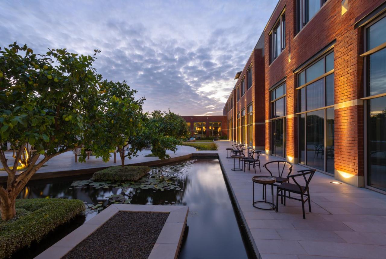 Cramim By Isrotel Exclusive Kiryat Anavim エクステリア 写真 The courtyard at the Center for BrainHealth